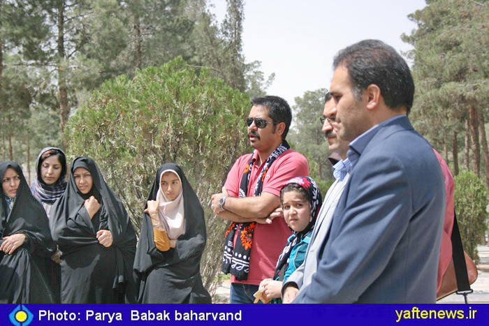 گزارش تصويري حضور لرستاني‌هاي مقيم تهران بر مزار شهردار ساكي حضور يافتند